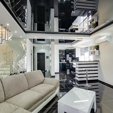 Luxury Apartments City Centre Chisinau Bagian luar foto